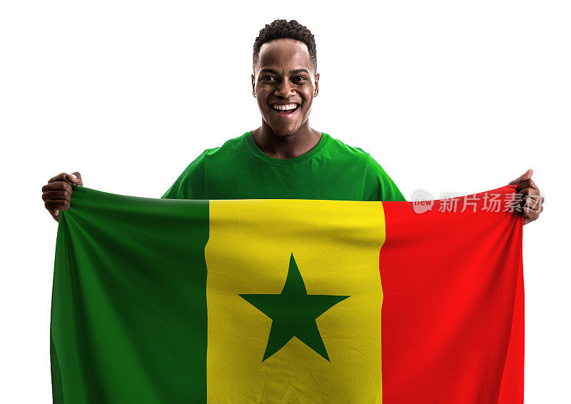 举着塞内加尔国旗的球迷/运动员